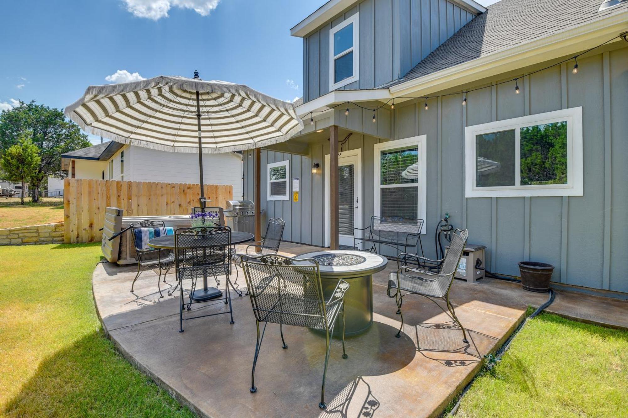 Granbury Home With Hot Tub And Furnished Patio! Kültér fotó