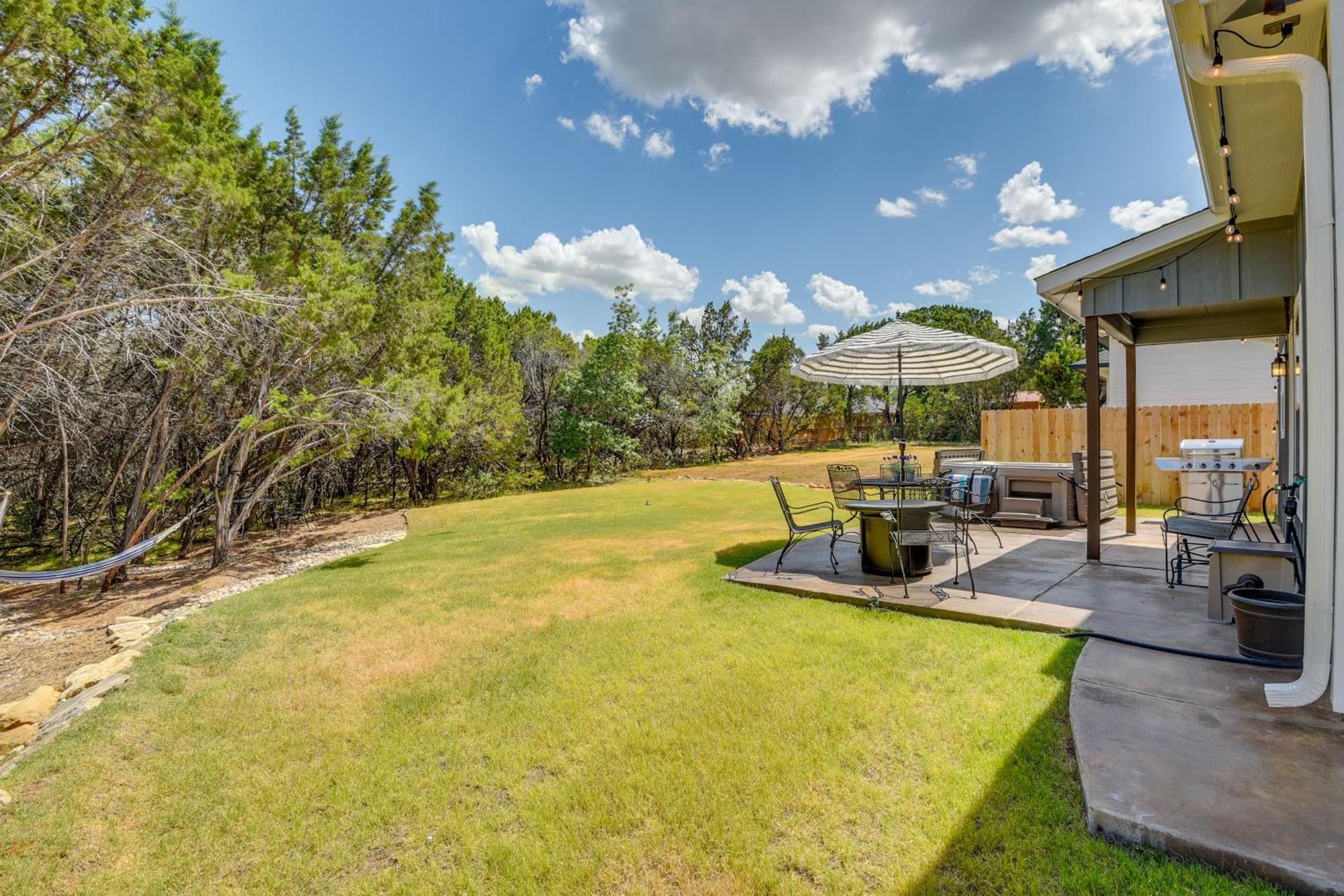 Granbury Home With Hot Tub And Furnished Patio! Kültér fotó